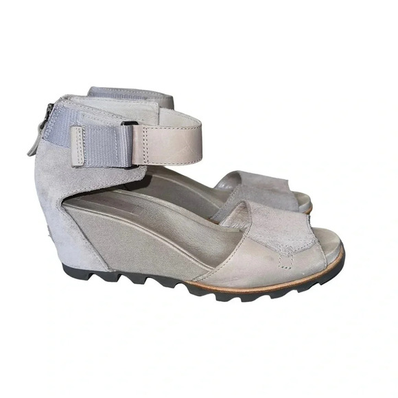 Sorel 9.5 Joanie II gray ankle strap wedge‎ lug sole sandals chunky Preppy - Picture 2 of 8